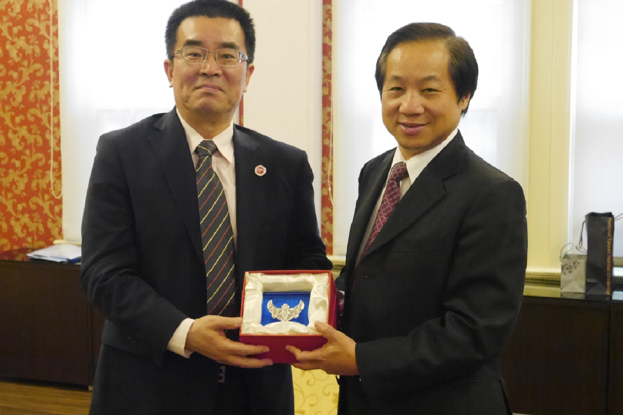 圖